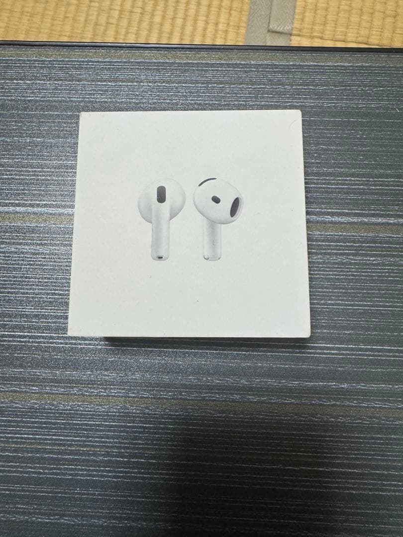 AirPods本体 ホワイト 充電ケース付き