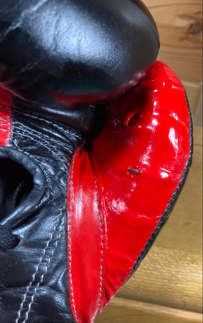 GRANT グラント ボクシンググローブ 黒/赤 10オンス カスタム品