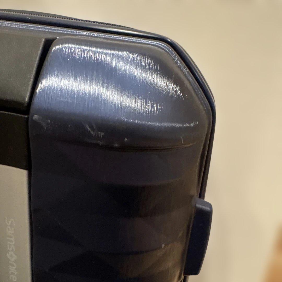 Samsonite ネイビー キャリーケース　ポリゴン　スピナー55