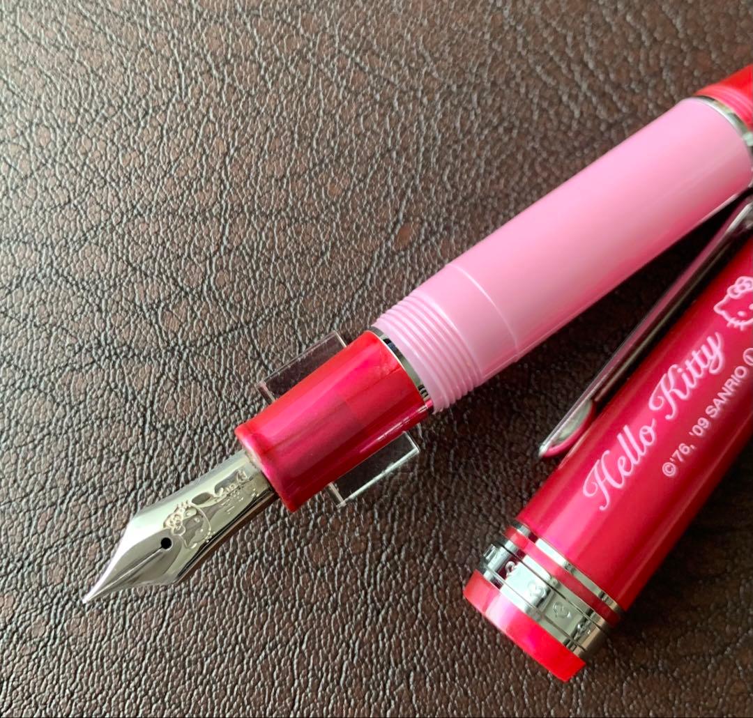セーラー万年筆 ハローキティ スウィートベリー 細字