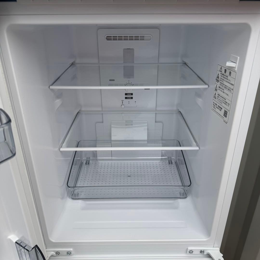 C7708★2021年製美品★シャープ　冷蔵庫　右.左開き　ホワイト　一人暮らし