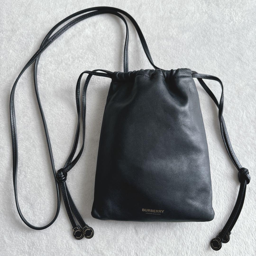 【美品】バーバリー　レザー　ショルダーバッグ　スマホ　サコッシュ　ロゴ