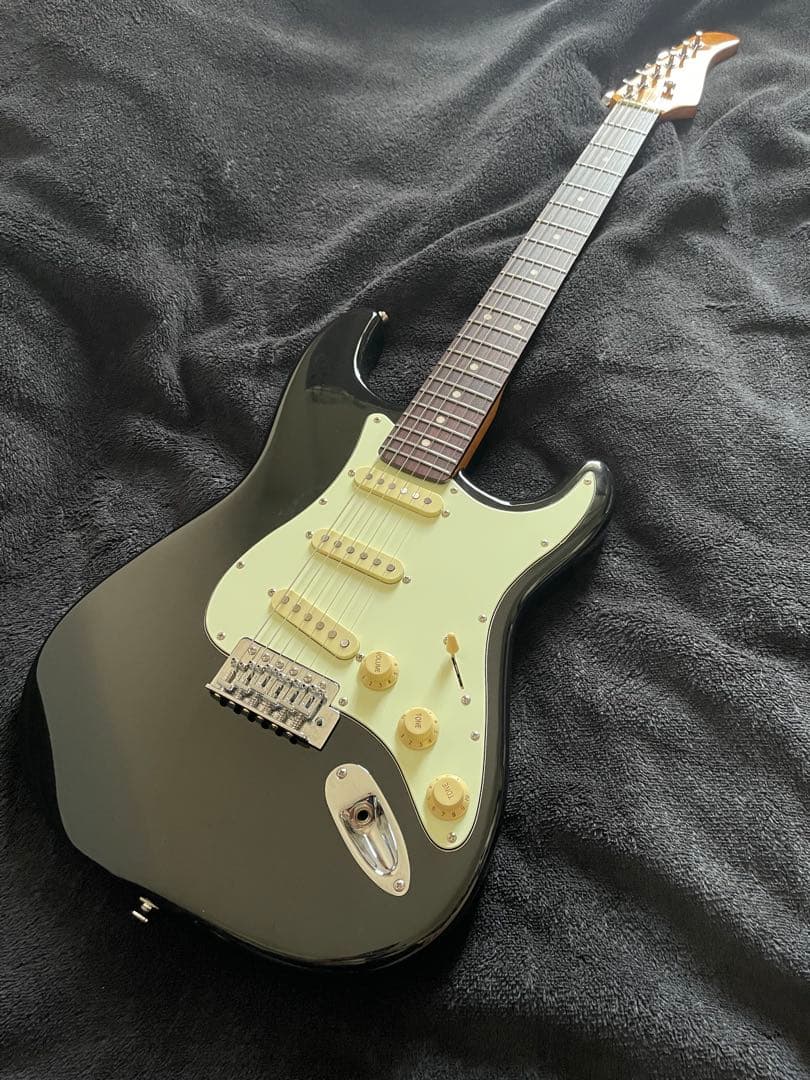 mushroom guitars マッシュルーム ストラトキャスター