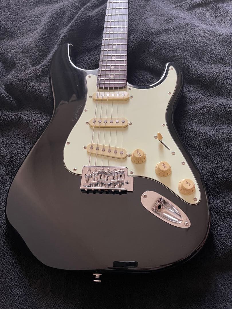 mushroom guitars マッシュルーム ストラトキャスター