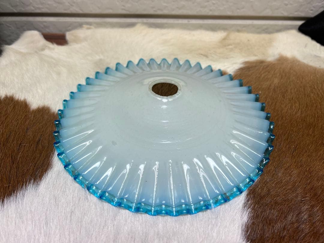 乳白 青色 色硝子 電傘 電笠 シェードランプ 氷コップ アンティーク