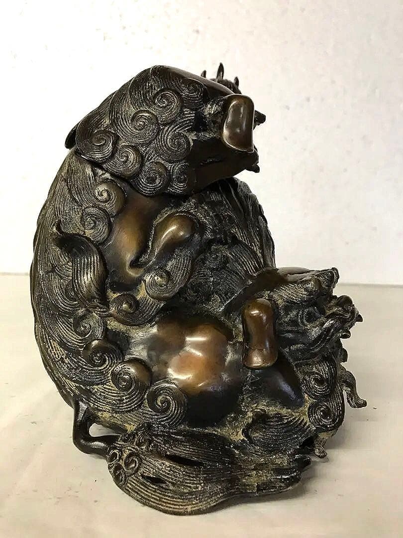 [銅器] 香炉：戯獅子