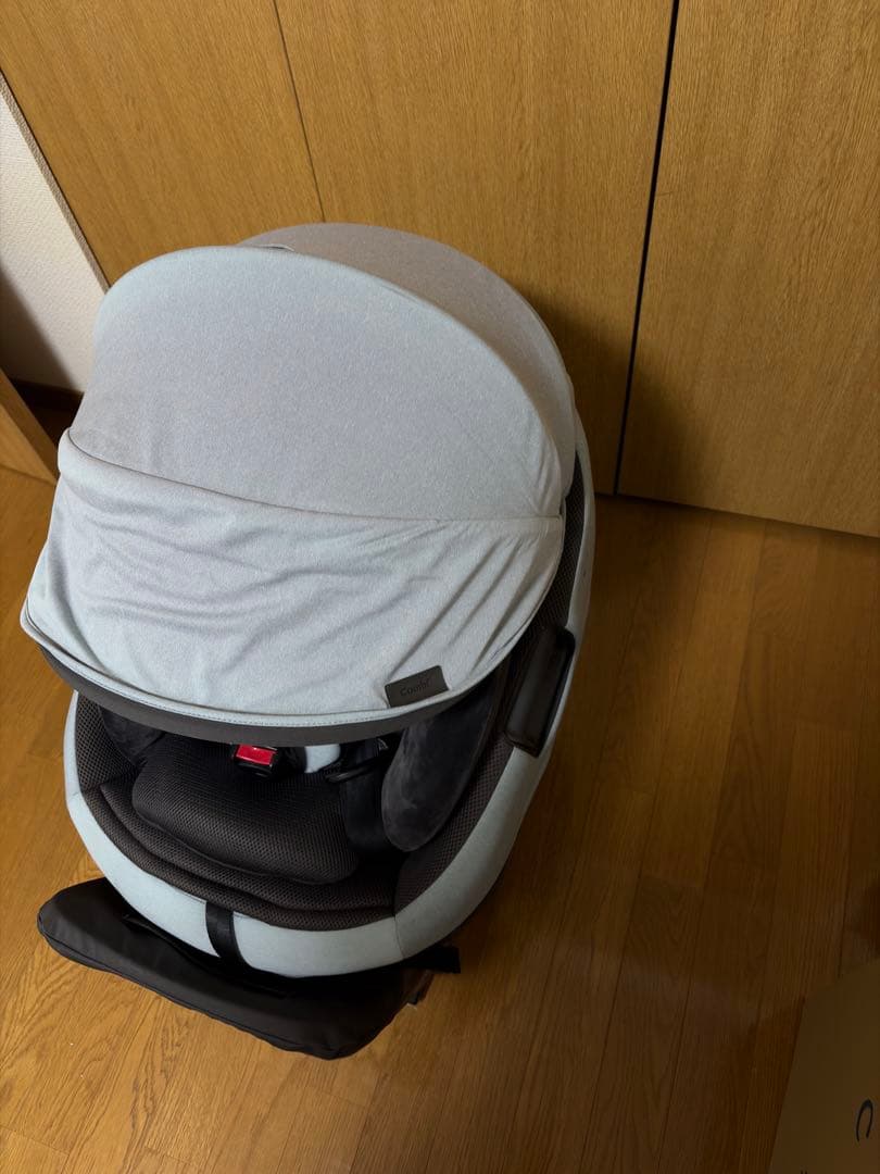 最上位モデルCombi THES ISOFIXエッグショックZB690 ザエス