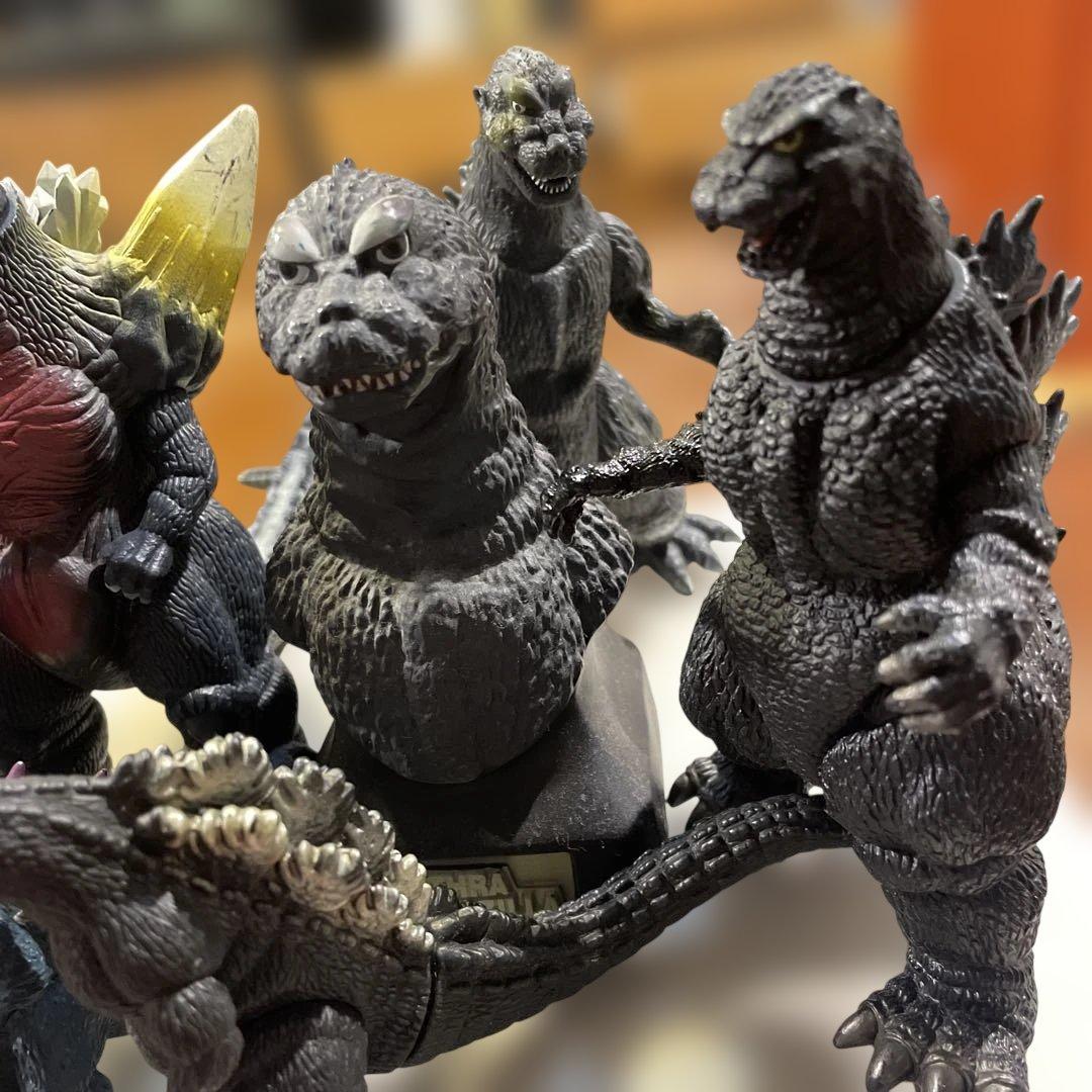ゴジラ 12体フィギュアセット レア　チャイナゴジラ