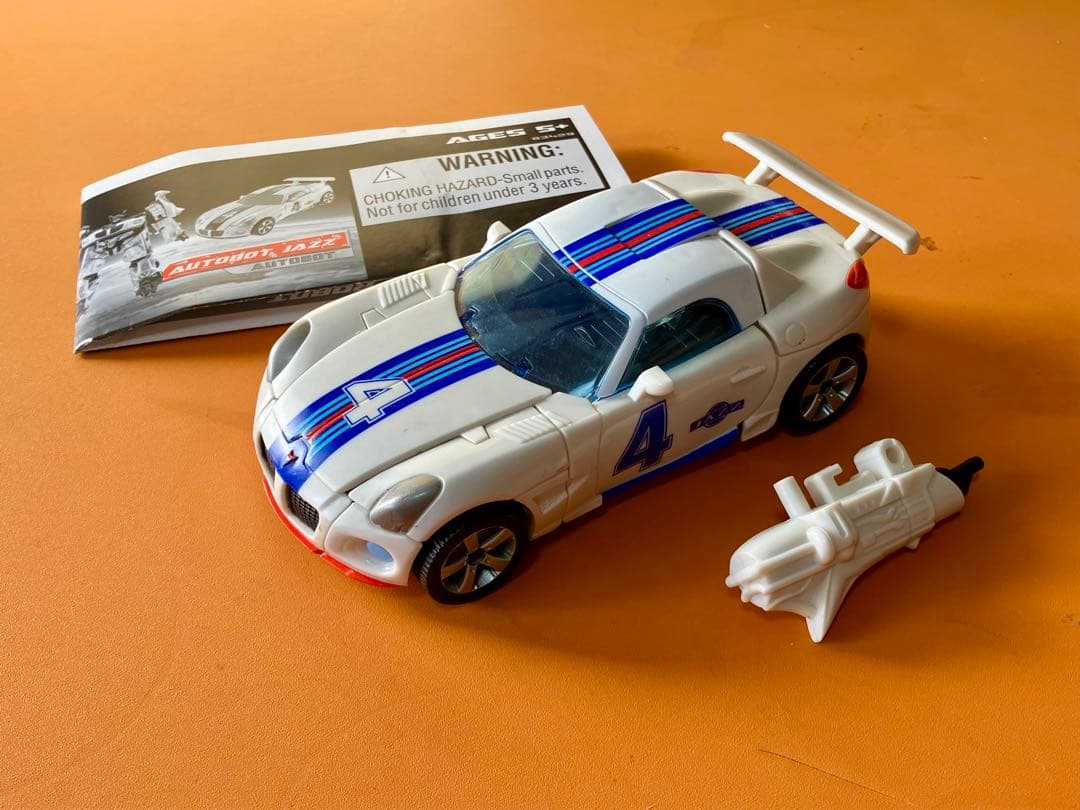AUTOBOT JAZZ(オートボットジャズ) ハズブロ　トランスフォーマー