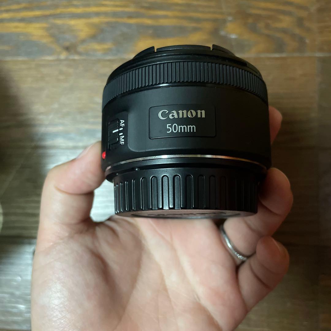 美品Canon EOS Kiss X10 デジタル一眼レフカメラ