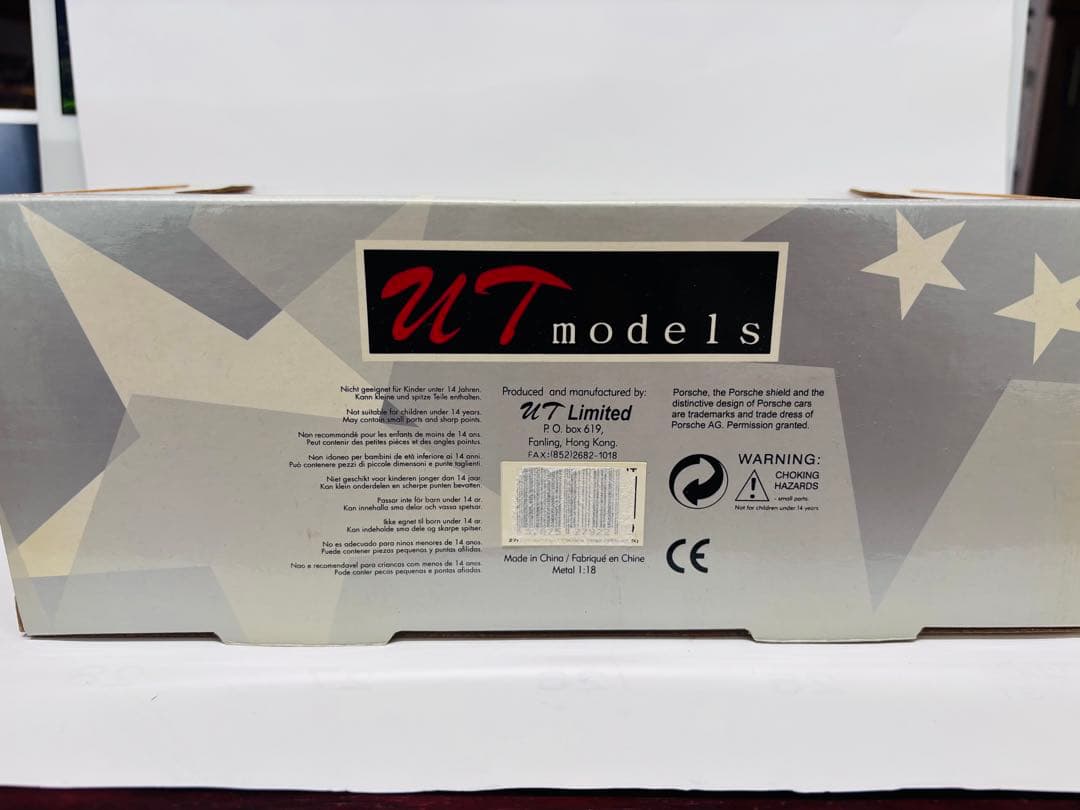 未開封新品送料込1/18 Porsche Carrera targaミニカー