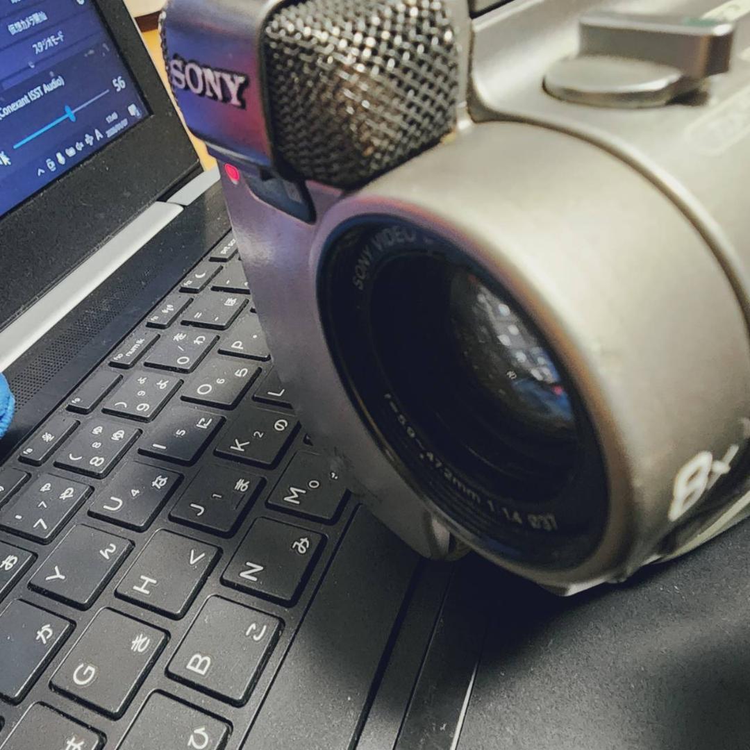【動作確認済】SONY Hi8 高画質 CCD-TR1 ビデオカメラ セット