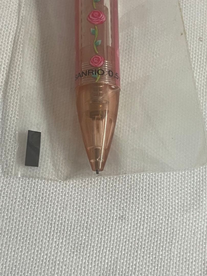 み*き様 キティ　ペン　サンリオ　シャープペン薔薇シリーズ