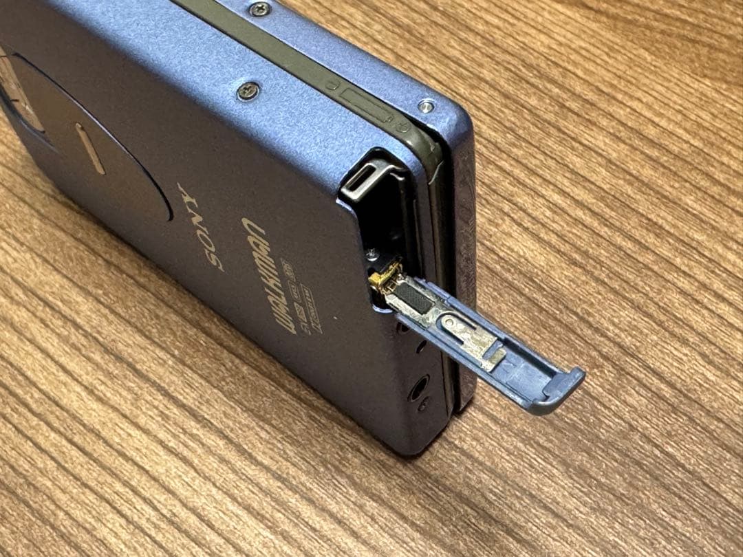 整備済｜SONY WALKMAN カセットウォークマン WM-FX1