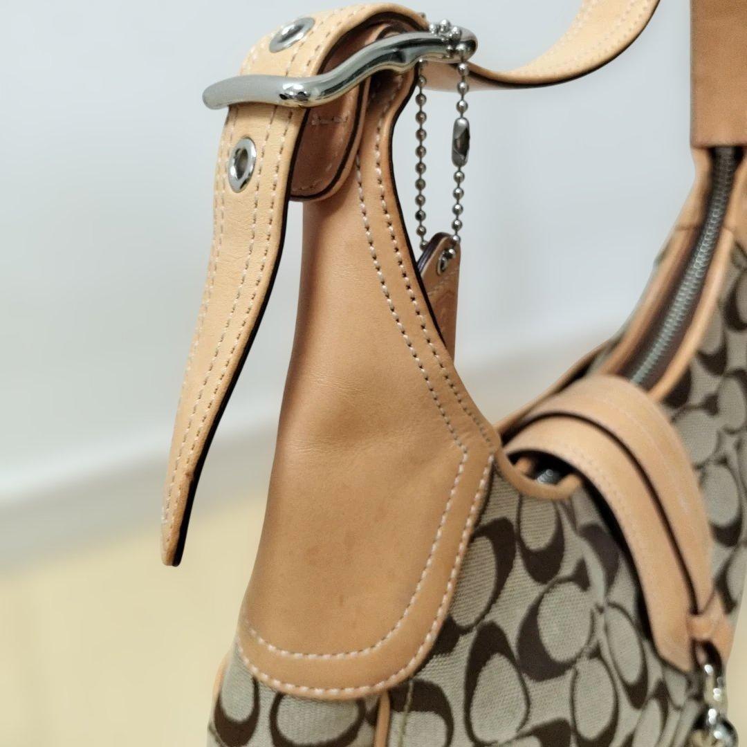 Coach ハンプトンズ　ワンショルダーハンドバッグ