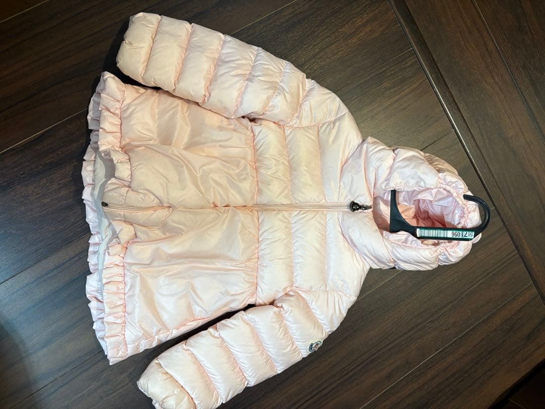 モンクレール【ベビー キッズ ガールズ】92㌢ ピンク フリルダウンジャケット