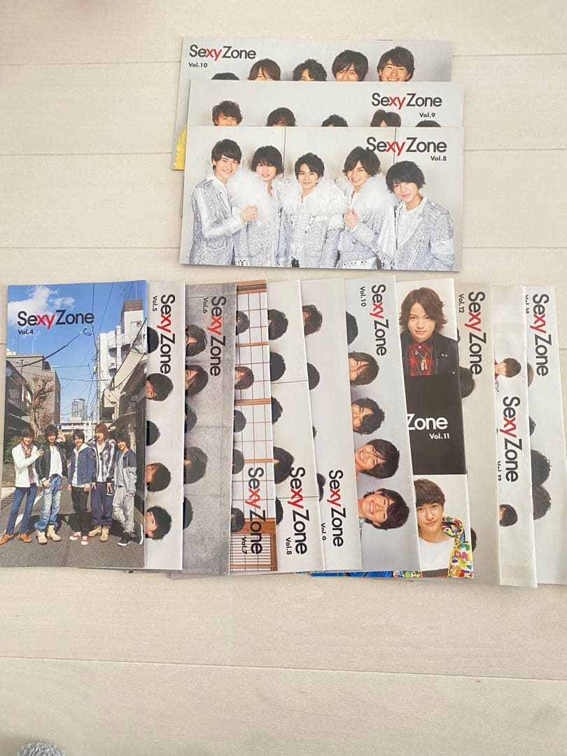 Sexy Zone グッズまとめ(DVD4枚、CD、ペンライト3本、写真など)