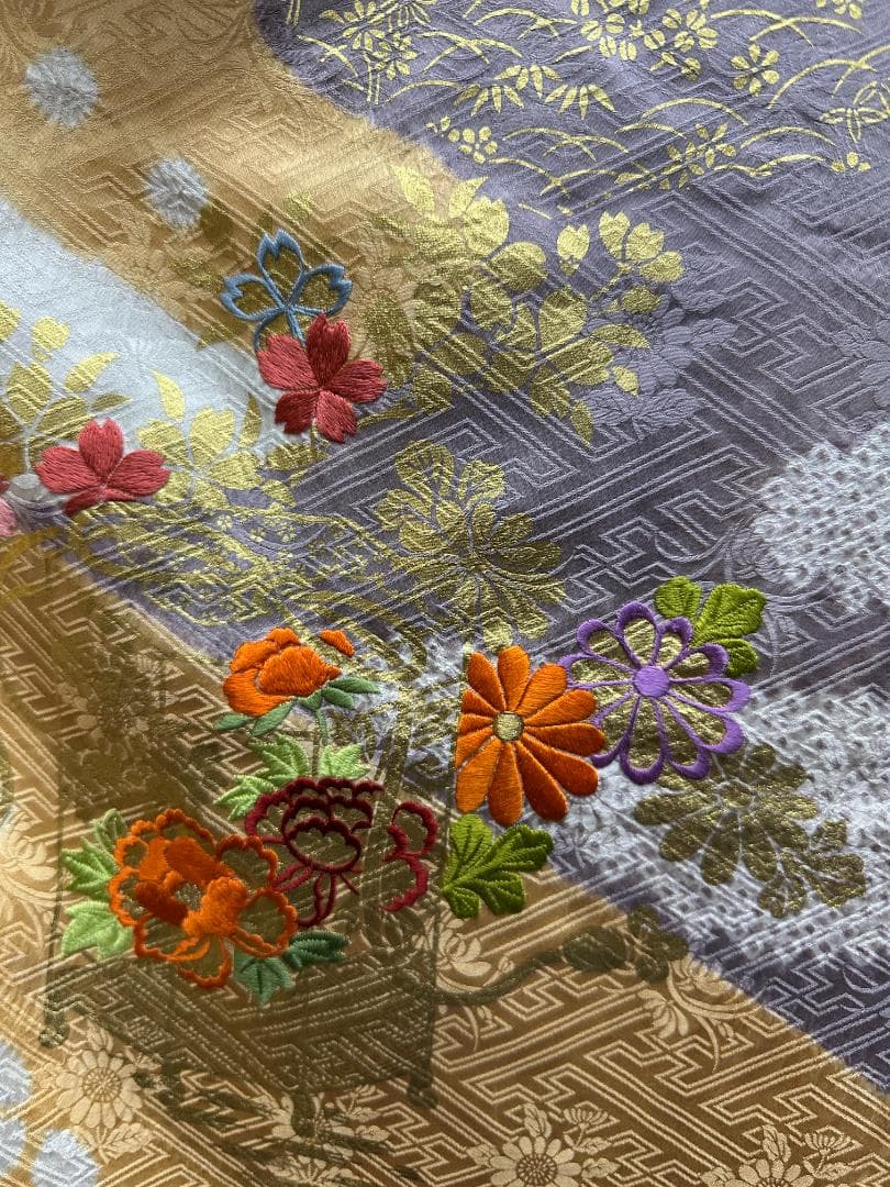 逸品 千總 桶絞り 刺繍 薄黄色オレンジ地染め分け振袖 単品