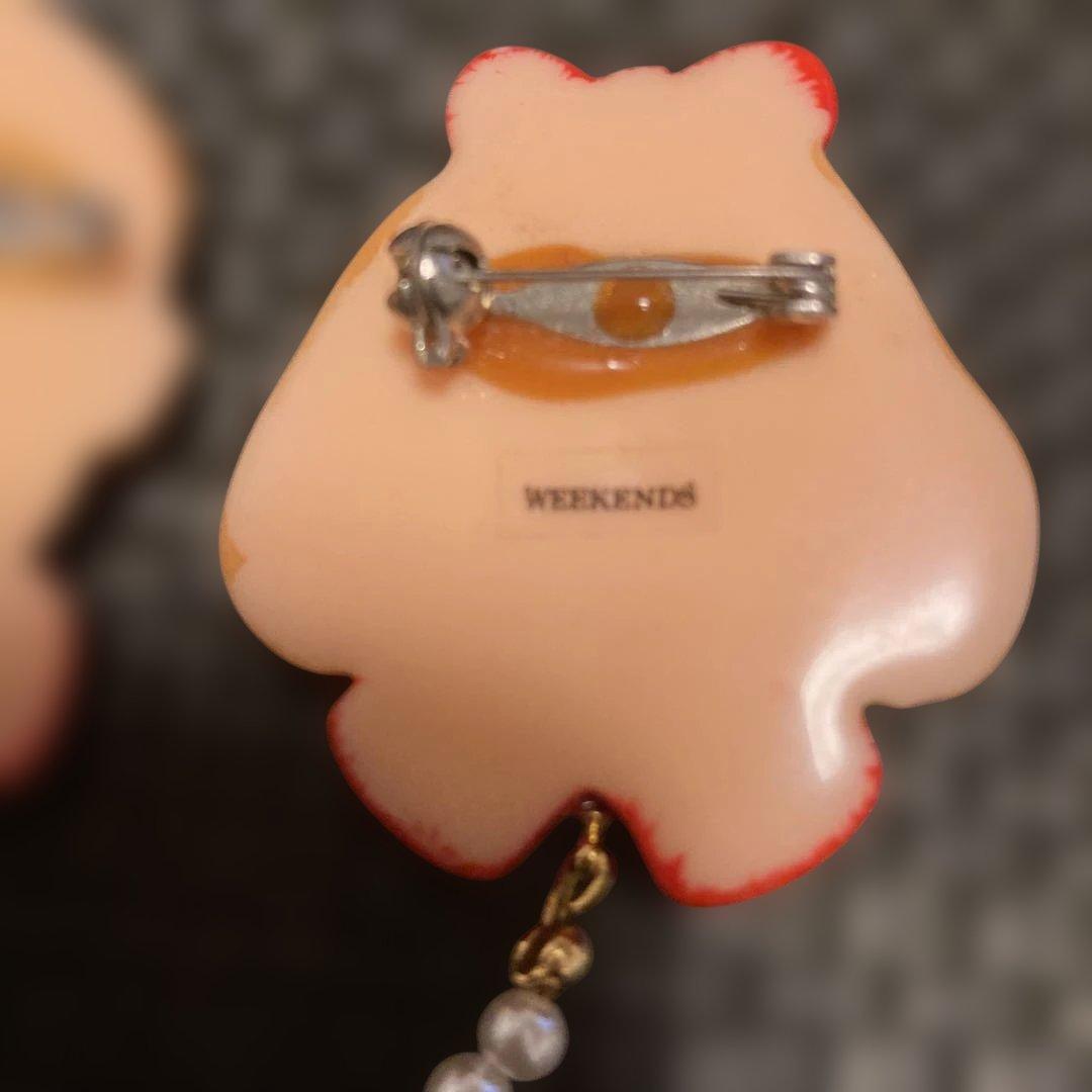 WEEKENDS ブローチ