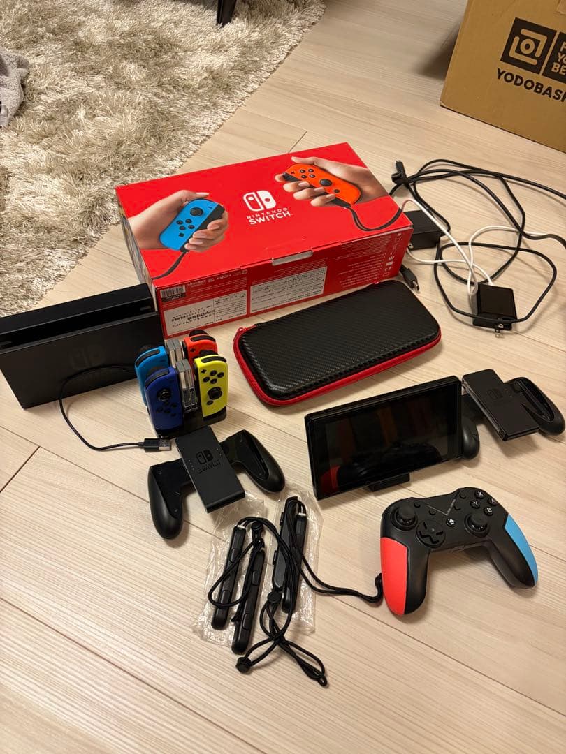 Nintendo Switch 本体　国内正規品　その他おまけあり　動作確認済み