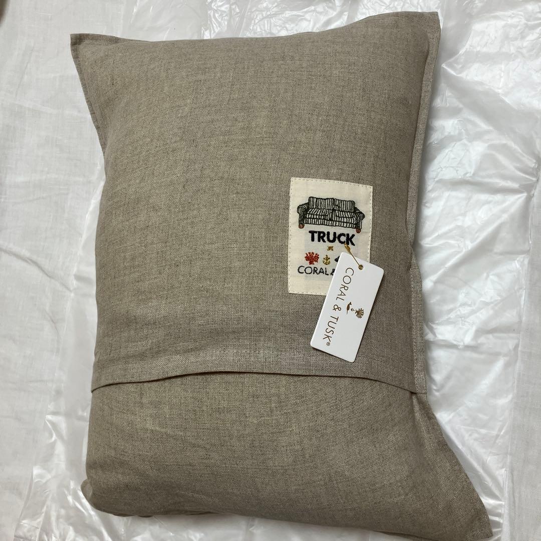 Coral＆Tusk × TRUCK コラボ商品 ポケットピロー　30x40cm