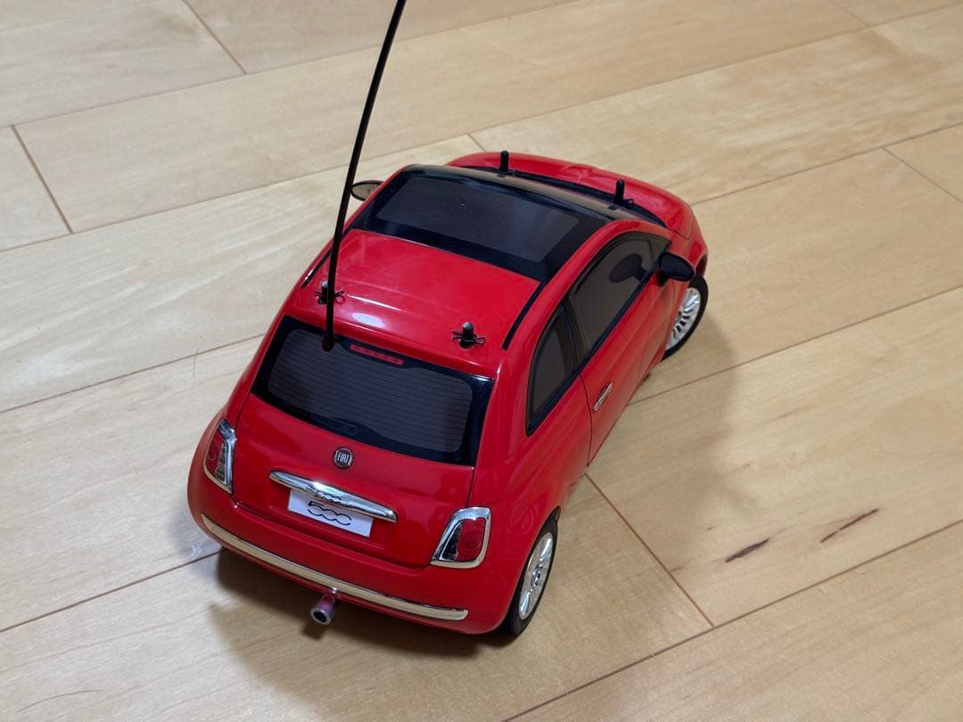 【タッチ】ラジコン 1/10 フィアット 500 ドリフト ドリラジ