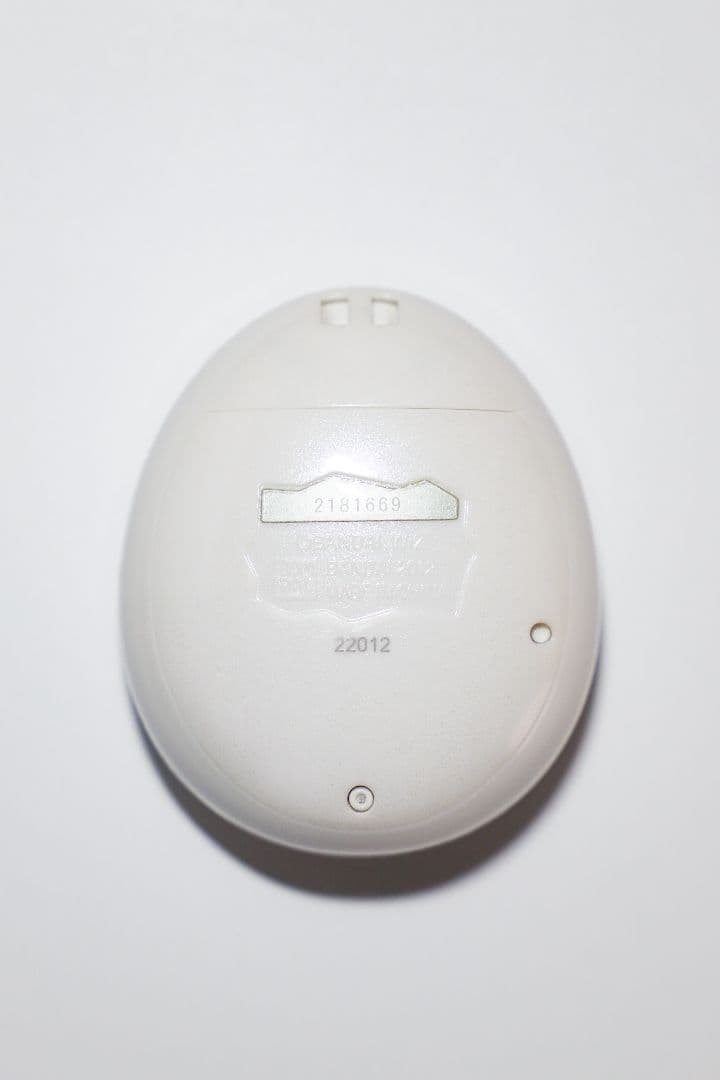 v*t様 Tamagotchi P's (ホワイト) 本体［美品］