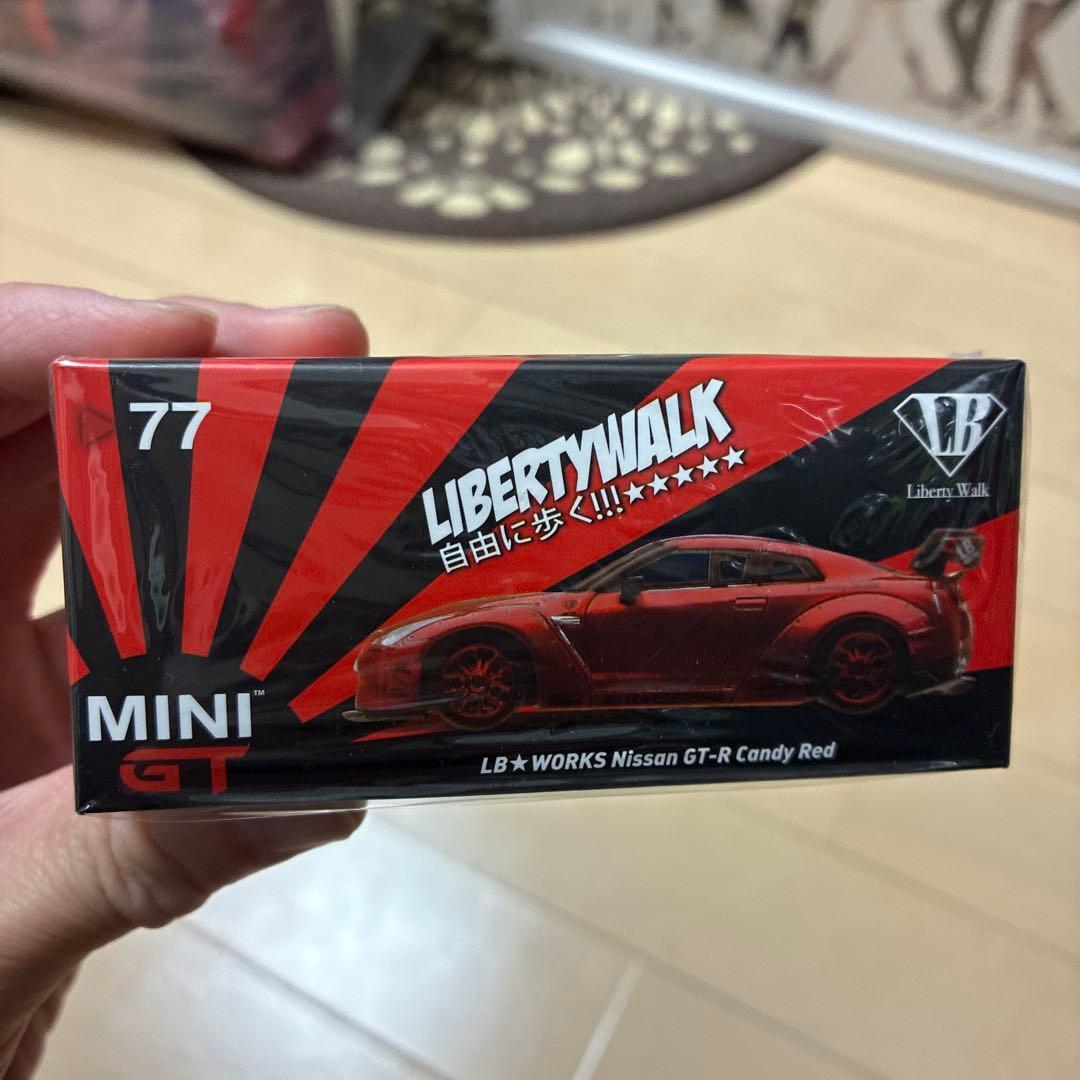 ミニカー mini gt LBWK GT-R Candy Red