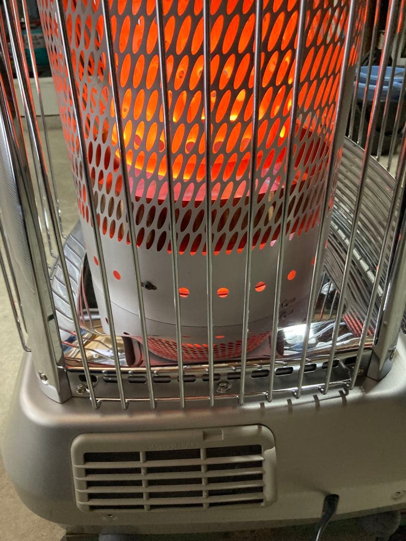 送料無料‼ 大型　業務用ストーブ　ダイニチ　ブルーヒーターFM-182F ⑯