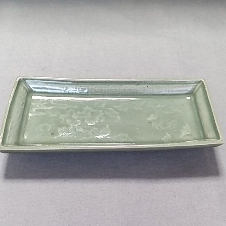 初期伊万里　初期伊万里皿　初期伊万里青磁牡丹文長皿　古伊万里　古伊万里皿