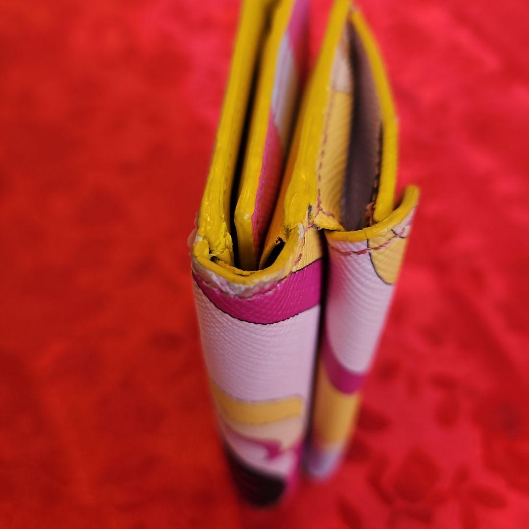 EMILIO PUCCI　エミリオプッチ　折財布　三つ折り　コンパクトウォレット
