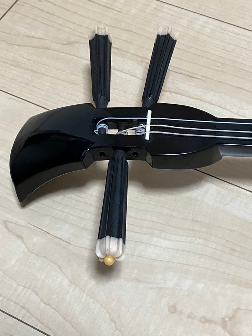 【動作品】 沖縄三線 三味線 へび皮 蛇皮 蛇革　希少 レア