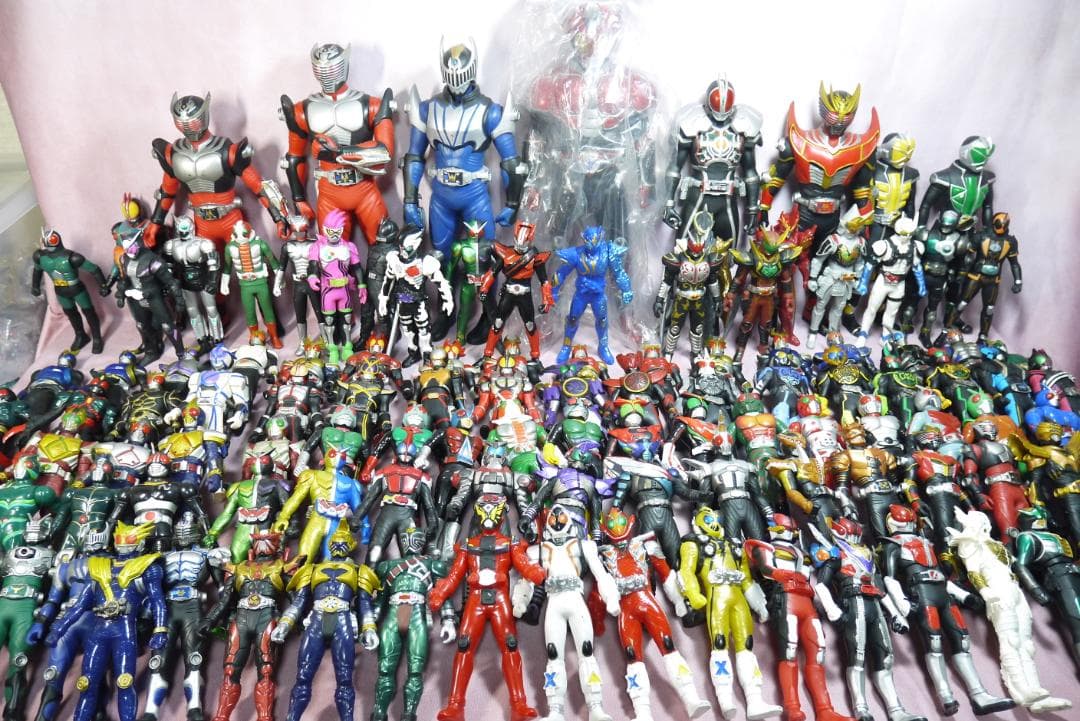 ライダーヒーローシリーズ　ビッグサイズソフビフィギュアなど　118体セット