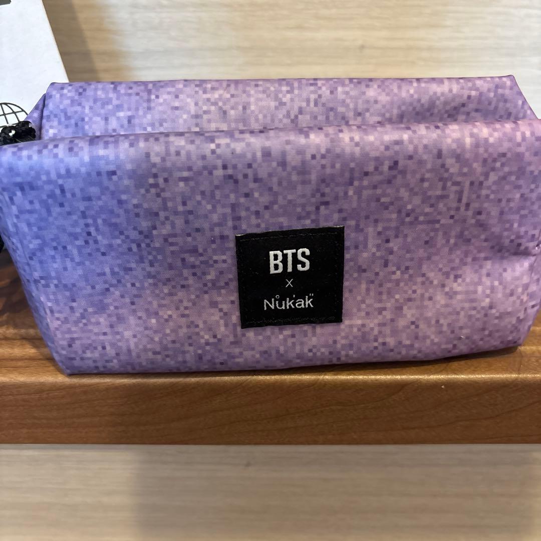 新品未使用 BTS×Nukak ポーチ