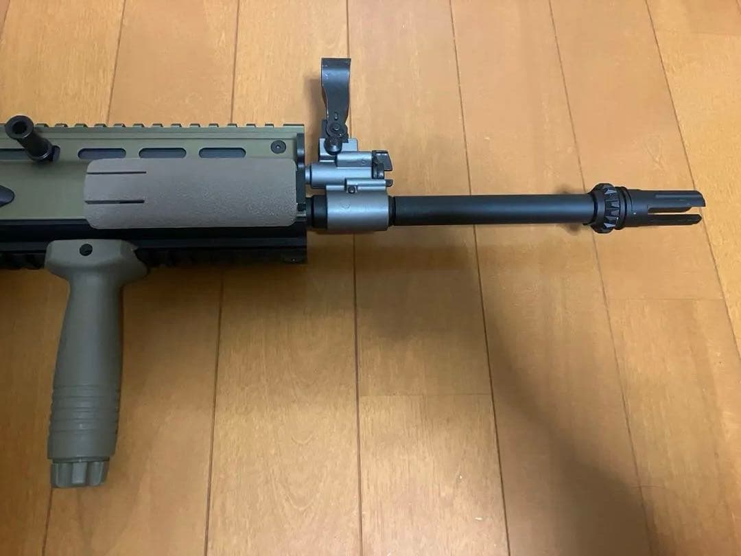 東京マルイ 次世代電動ガン SCAR-L FDE