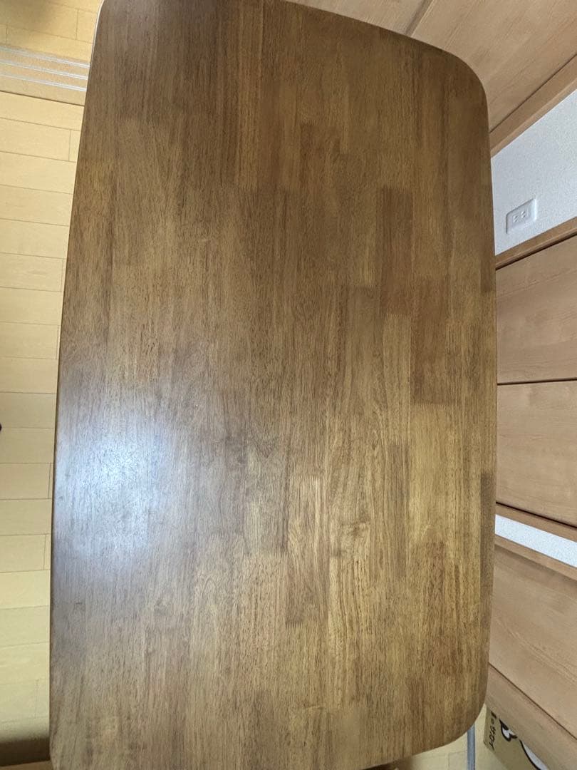 【最終値下げ】ニトリ　ダイニングテーブル(ナッツ)