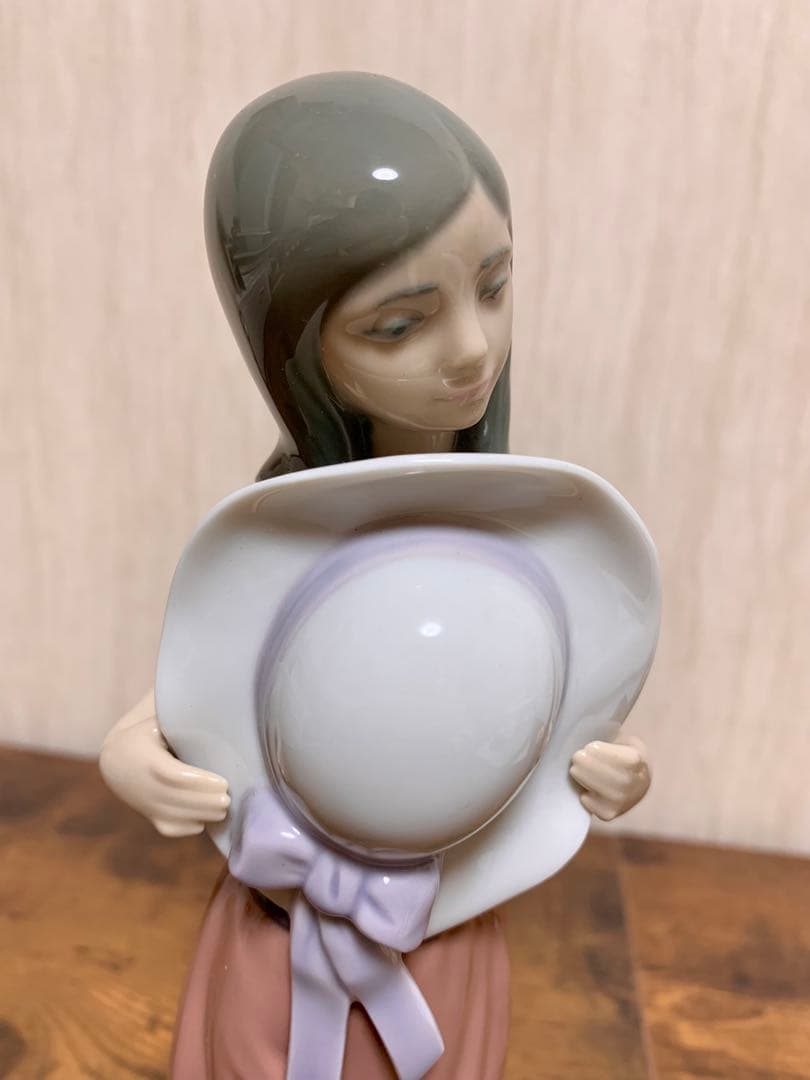 【箱付美品】スペイン リヤドロ #5007 Bashful Girl 内気な少女