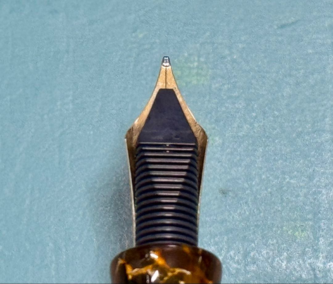 【美品】ビスコンティ(Visconti) 万年筆 オペラ 限定品