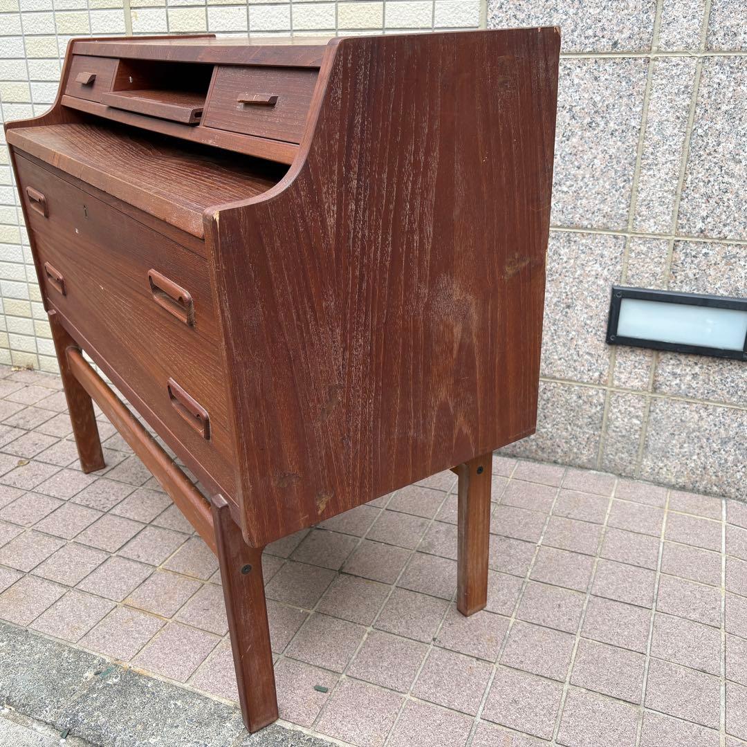 Arne Wahl Iversen ライティングビューロ