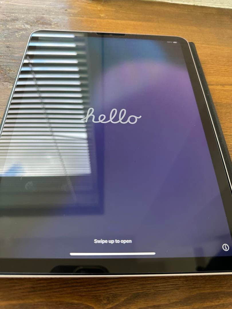 しずくApple iPad Air (第５世代) Wi-Fi 256GB