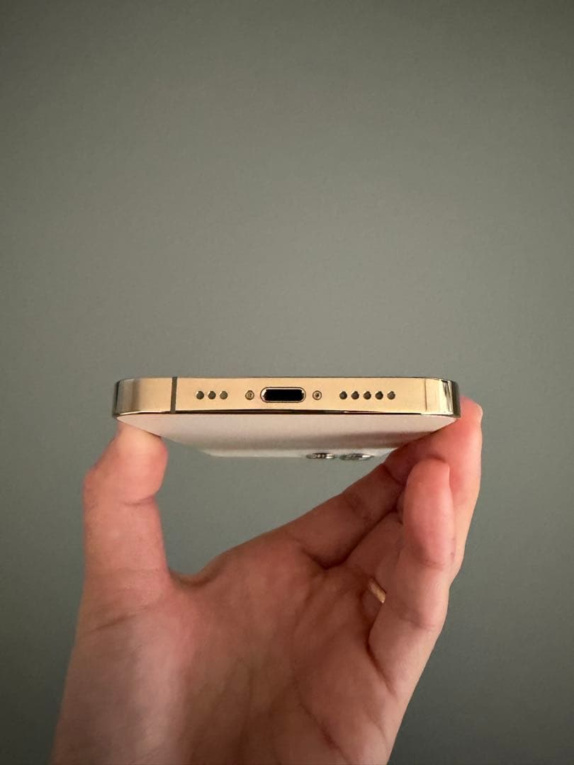 Apple iPhone 12 Pro ゴールド本体