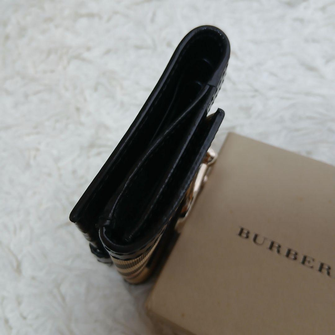 【BURBERRY】ノバチェック　PVC　レザー　ゴールド金具　３つ折り財布