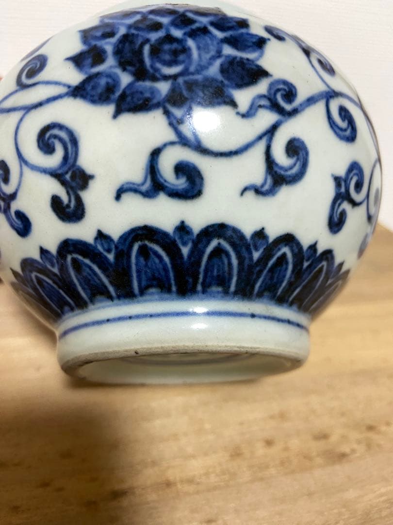 田中　明時代　染付花文壷　大明宣徳年製