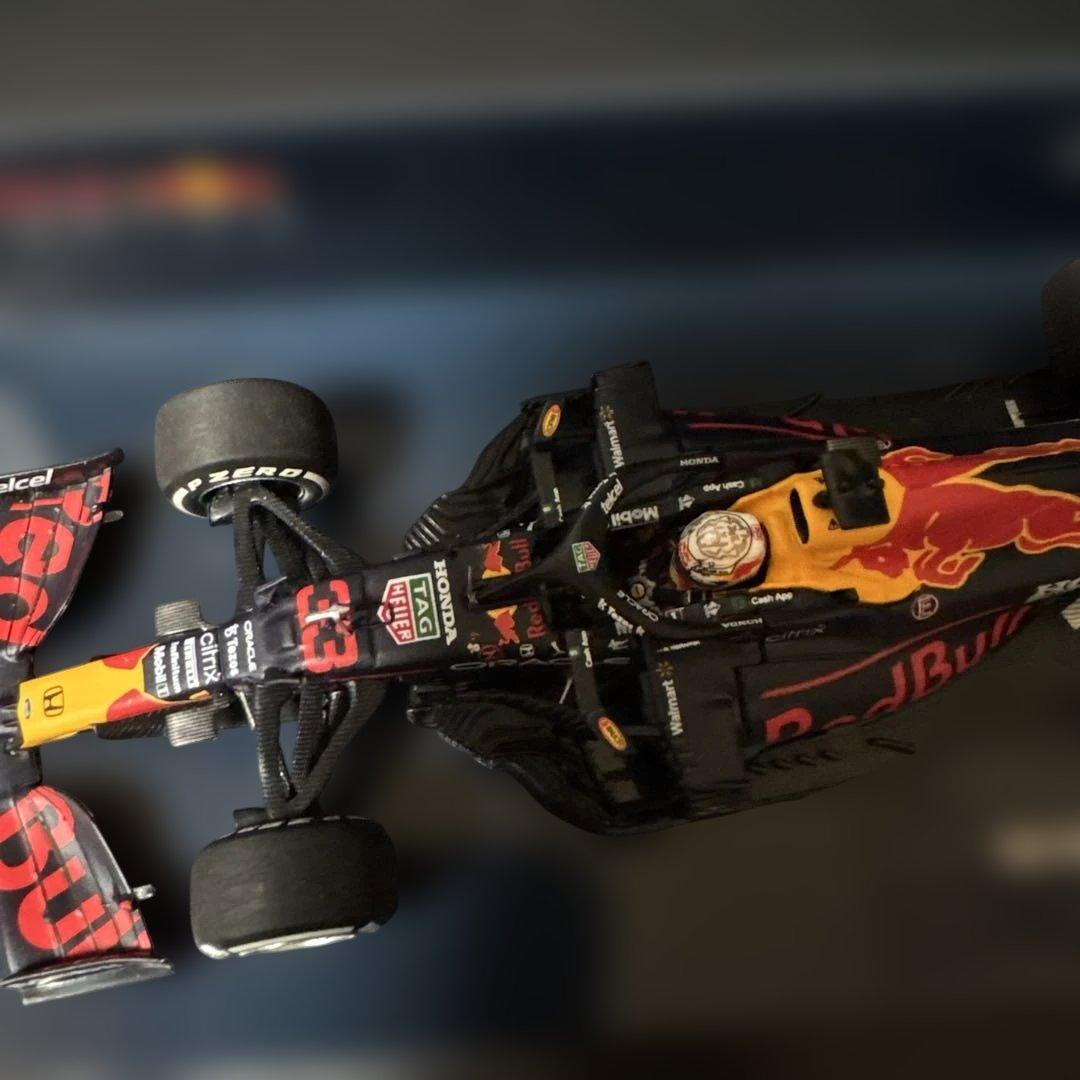 F1ミニカー レッドブル　フェルスタッペン　2021 年
