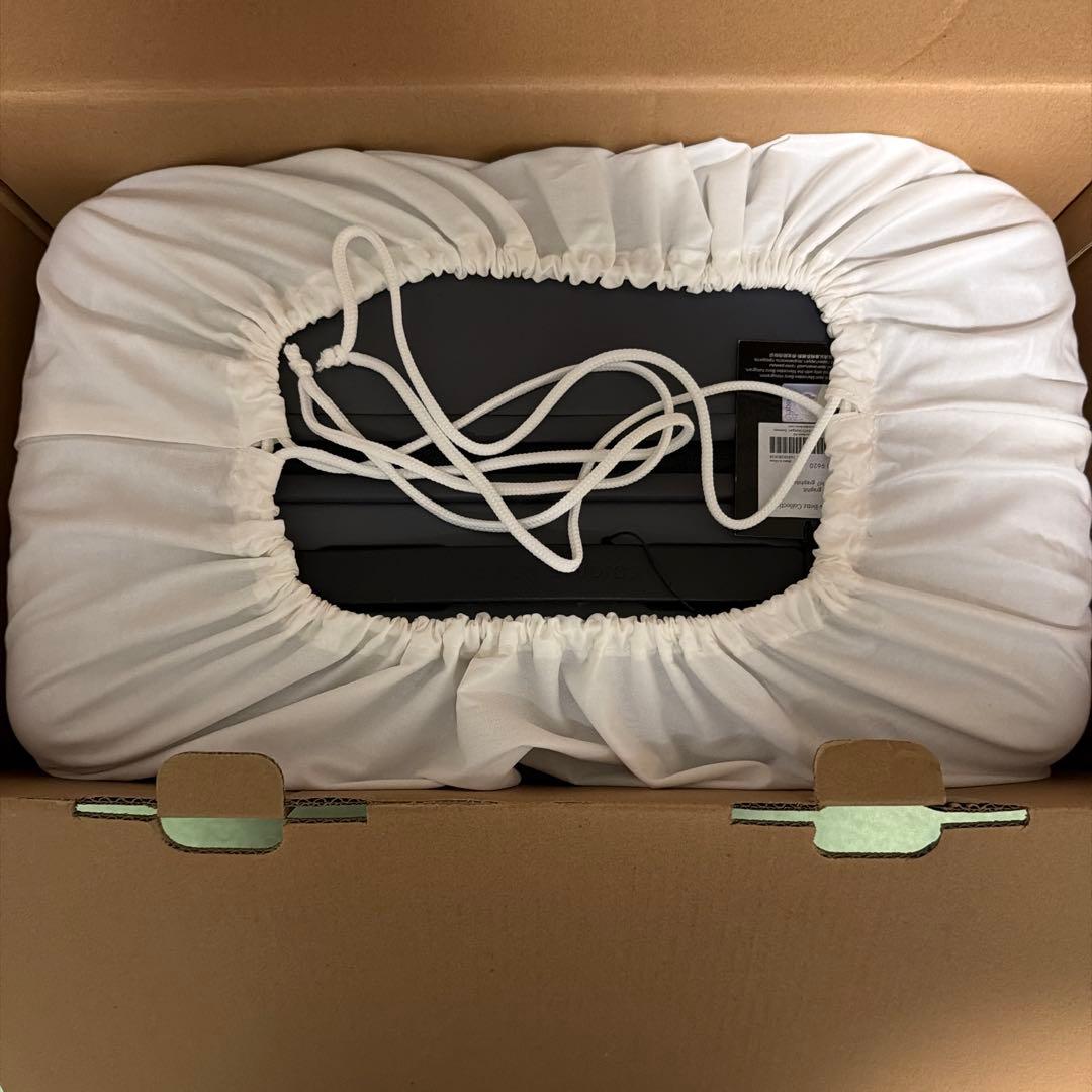 Mercedes-Benz × HORIZN STUDIOSスーツケース