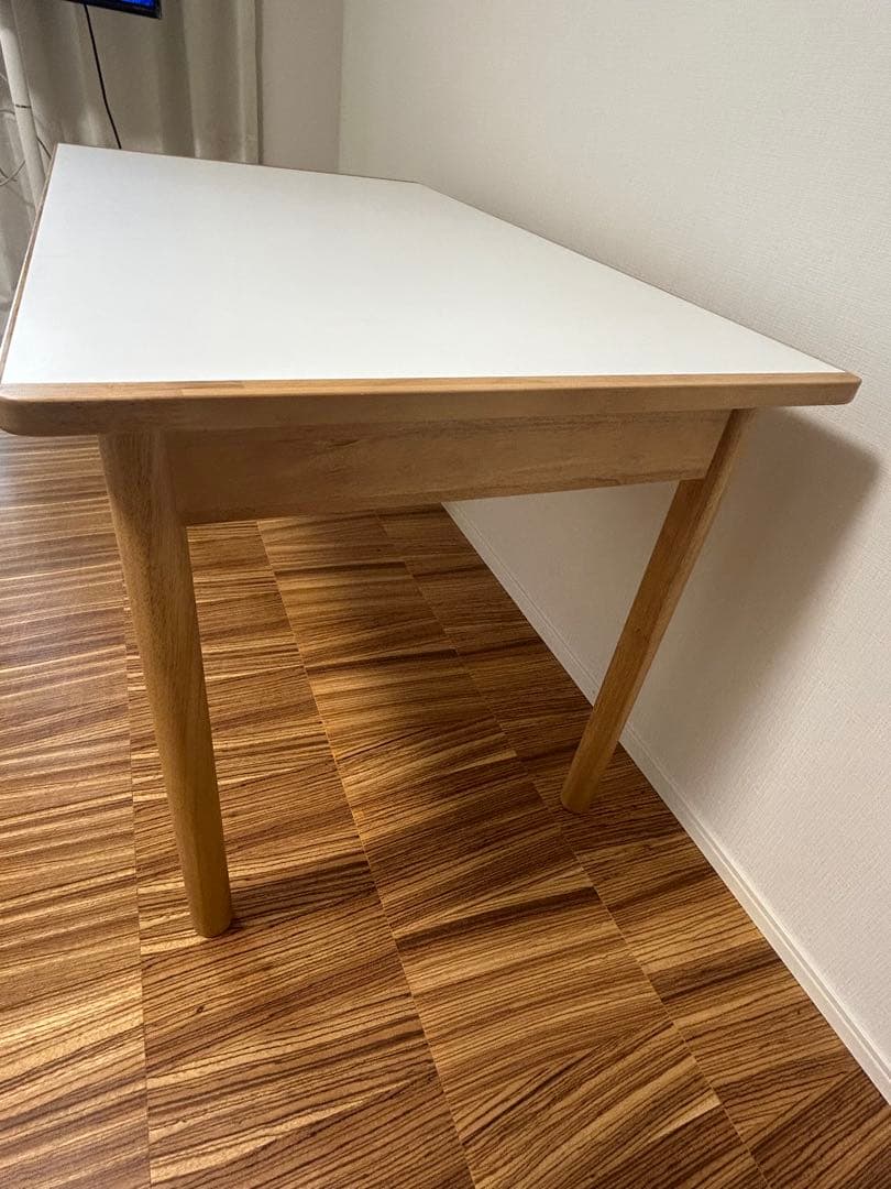 木製ダイニングテーブル ホワイト