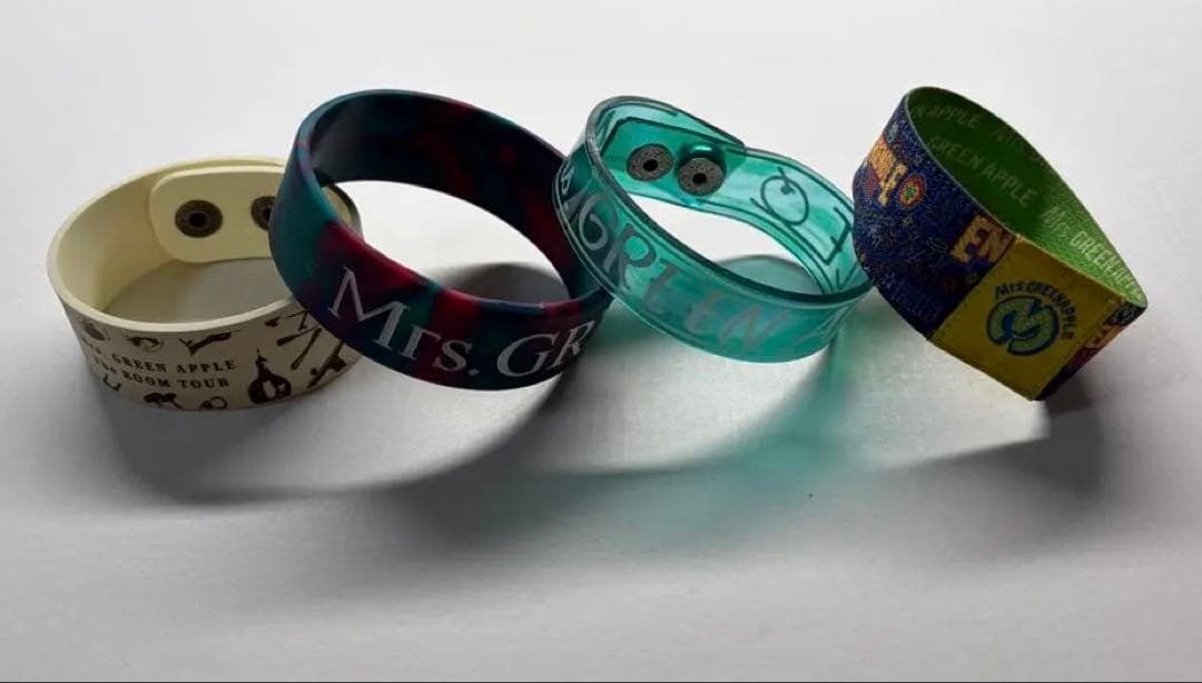 Mrs.GREEN APPLE タオル　ラバーバンド