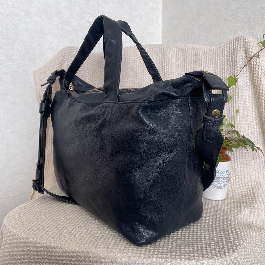 ◇ genten ゲンテン バッジョ2wayレザーショルダーバッグ ネイビー ◇