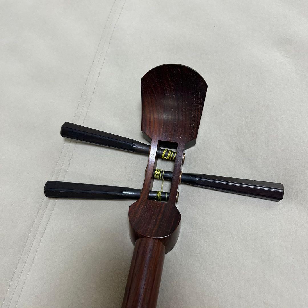 長唄三味線　細棹　本皮　皮破れなし　木製スタンド 長袋、胴袋付き