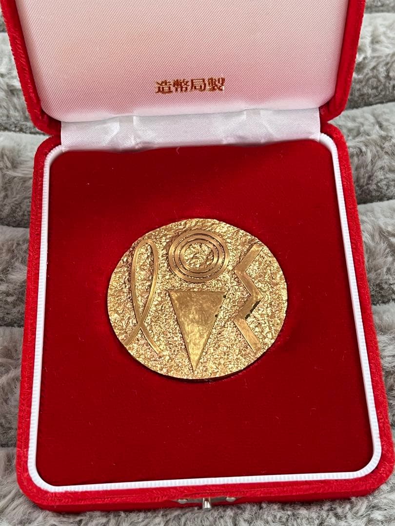 逓信局創業120年記念 メダル（LOVE）松永真　赤ケース・外箱・説明紙付き